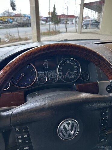Volkswagen Touareg-6