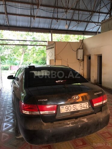 Hyundai Sonata-6