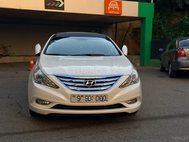 Hyundai Sonata-19
