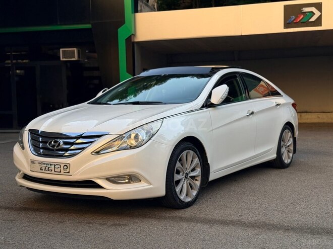 Hyundai Sonata-2