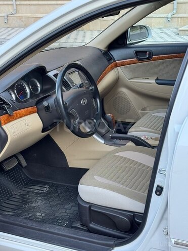 Hyundai Sonata-18