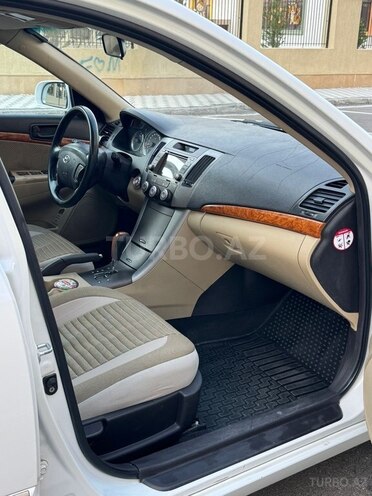 Hyundai Sonata-20