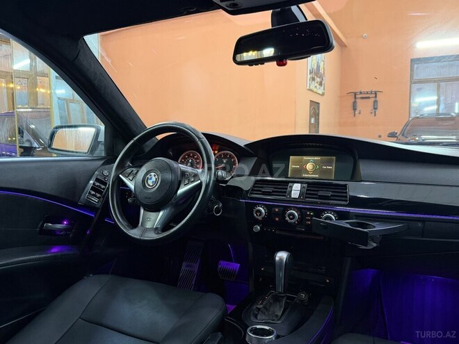 BMW 525-12