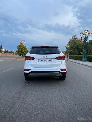 Hyundai Santa Fe-6