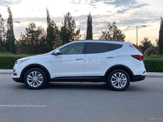 Hyundai Santa Fe-4