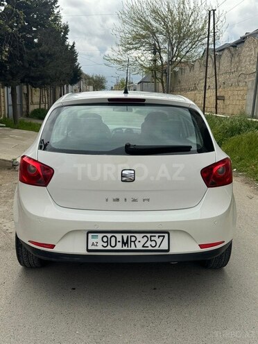 SEAT Ibiza-3