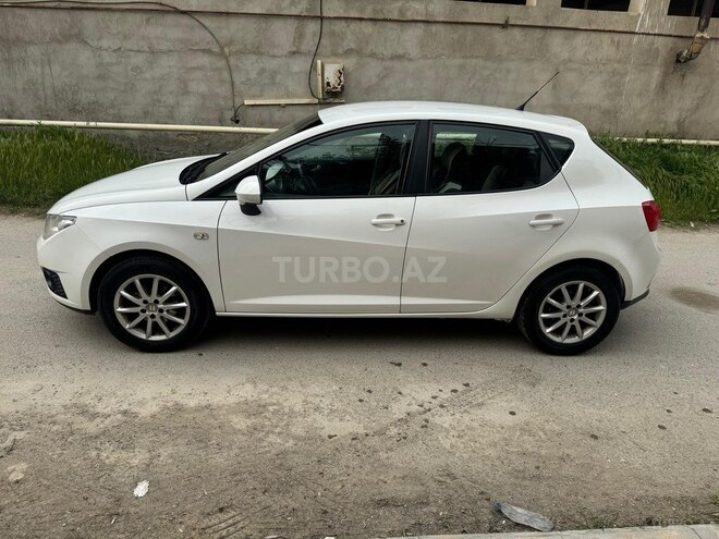 SEAT Ibiza-2
