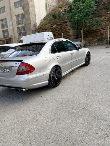 Mercedes E 320-3