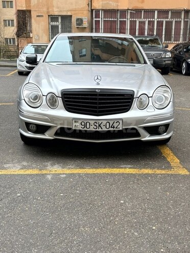 Mercedes E 320-1