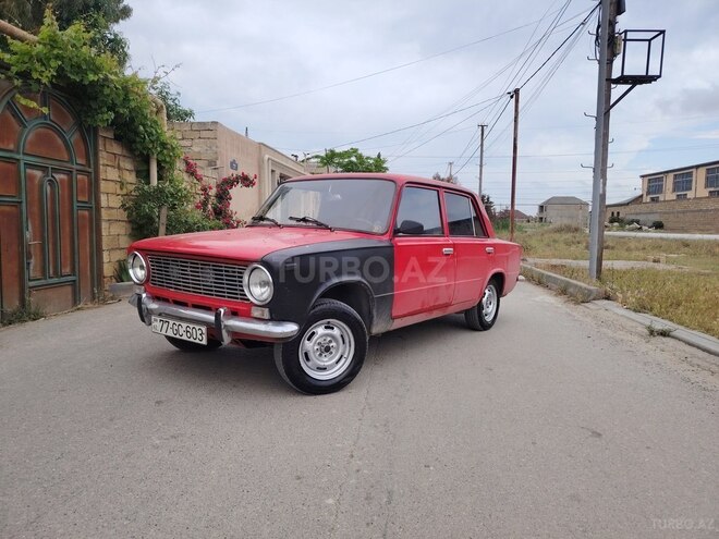 LADA (VAZ) 21011-14