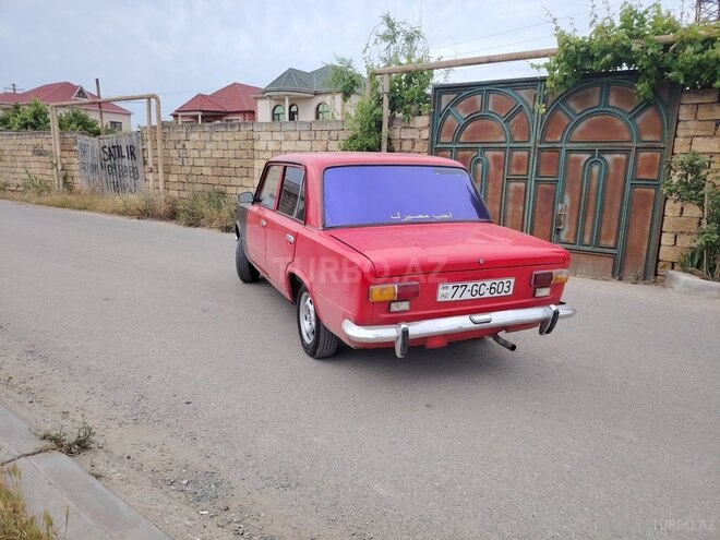 LADA (VAZ) 21011-12