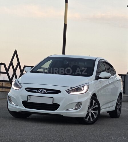 Hyundai Accent-1