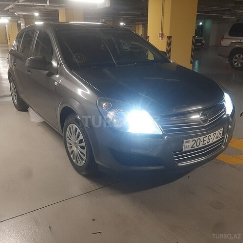 Opel Astra-1