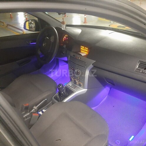 Opel Astra-13