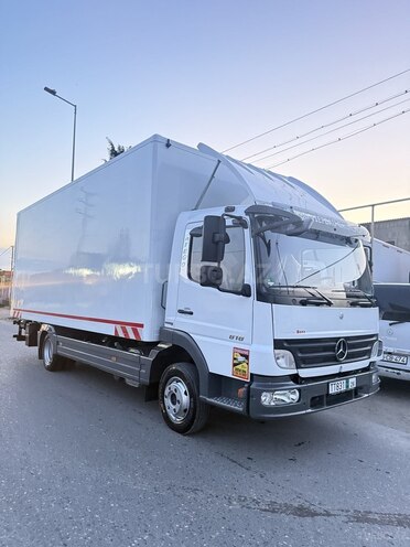 Mercedes Atego 818-3