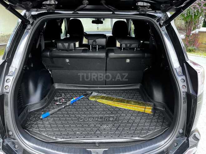 Toyota RAV4-7