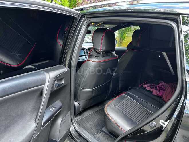 Toyota RAV4-10