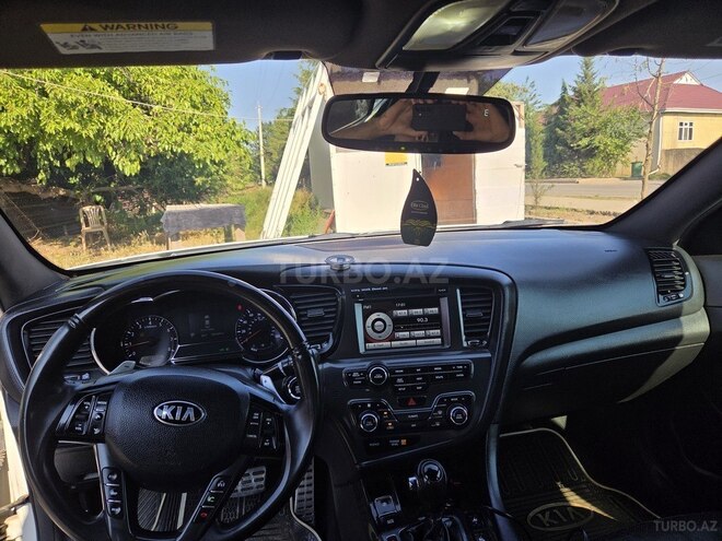 Kia Optima-10