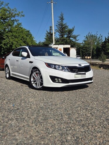 Kia Optima-2