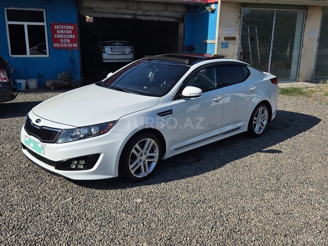 Kia Optima-4