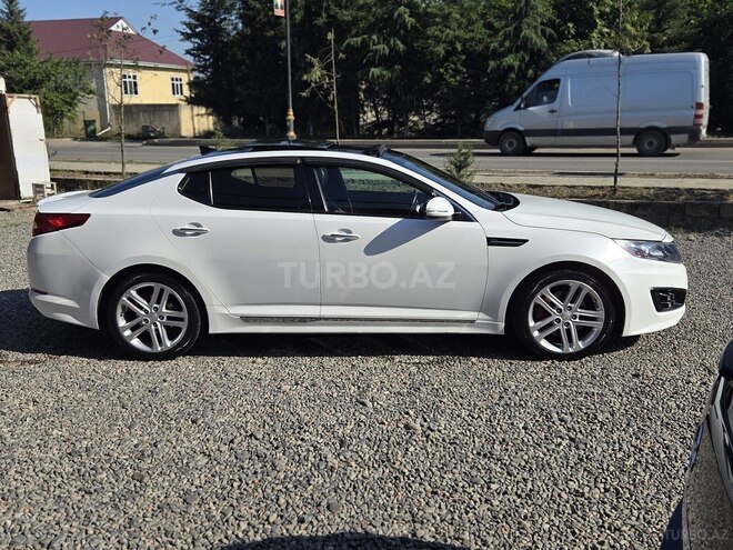 Kia Optima-5