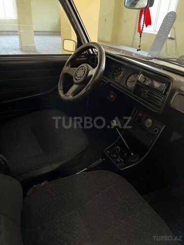 LADA (VAZ) 2107-5