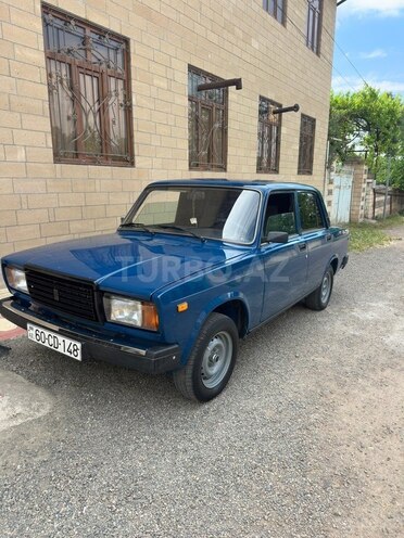 LADA (VAZ) 2107-1