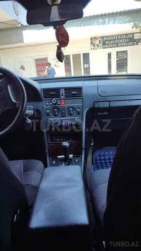 Mercedes C 200-7