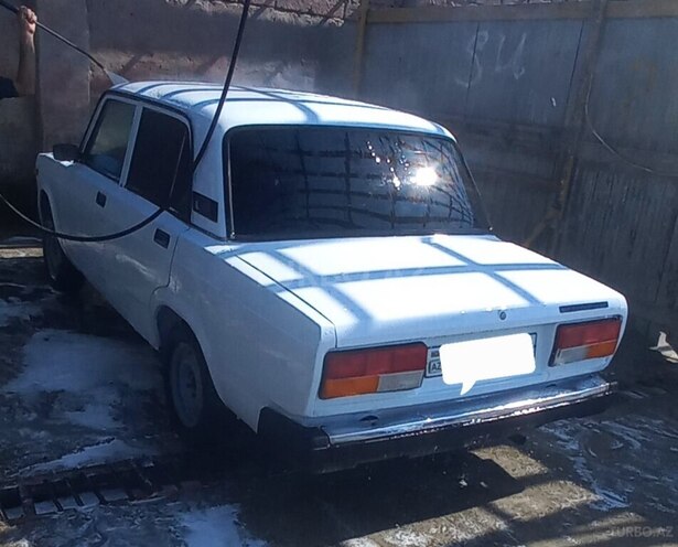 LADA (VAZ) 2107-3
