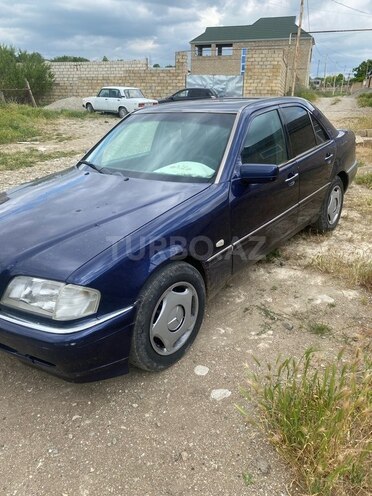 Mercedes C 200-2