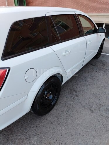 Opel Astra-12