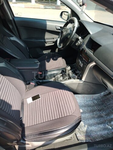 Opel Astra-9