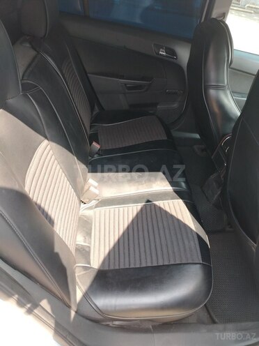 Opel Astra-10