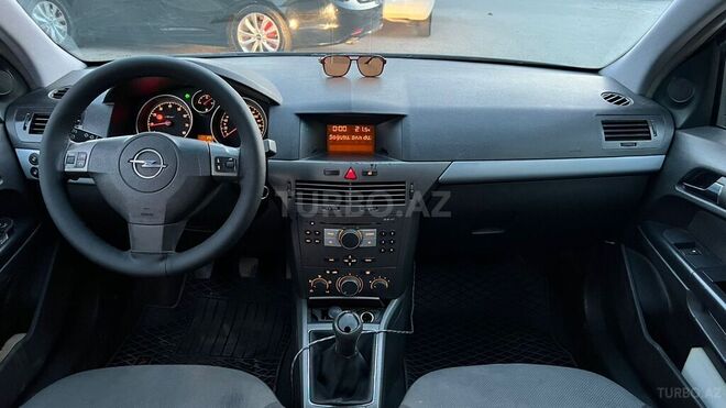 Opel Astra-14