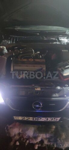 Opel Vectra-13