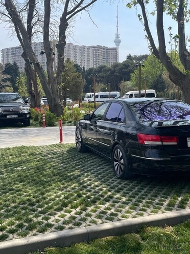 Hyundai Sonata-13