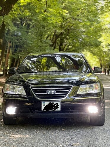 Hyundai Sonata-1
