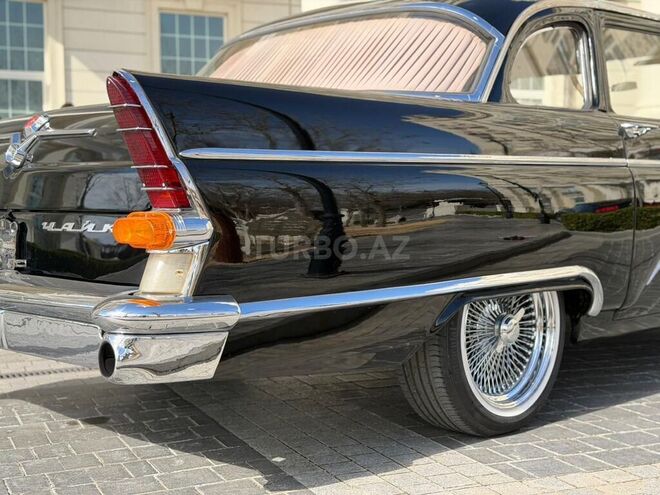 GAZ 13 "Chayka"-11