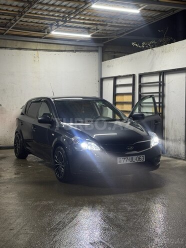 Kia Ceed-1