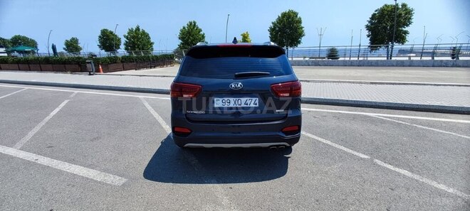 Kia Sorento-7