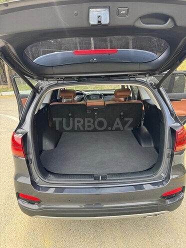 Kia Sorento-18