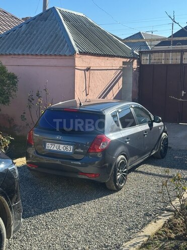 Kia Ceed-6