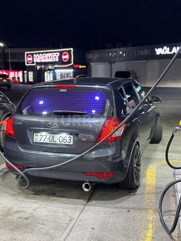 Kia Ceed-11