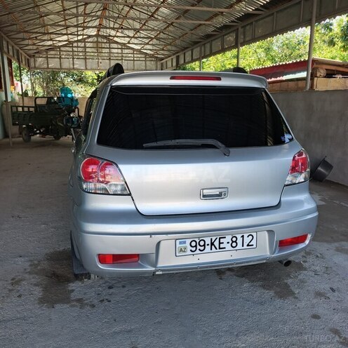 Mitsubishi Outlander-6