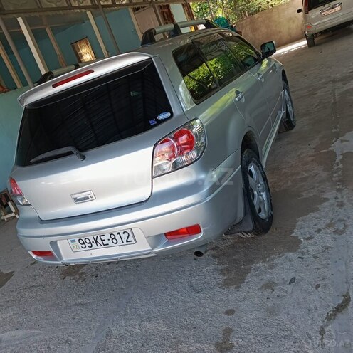 Mitsubishi Outlander-9