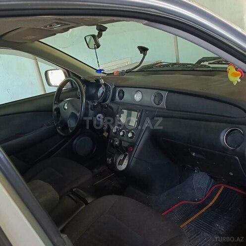 Mitsubishi Outlander-8