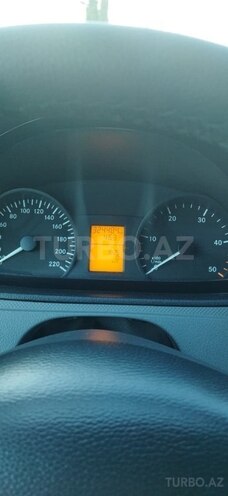 Mercedes Vito 115 CDI-9