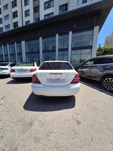 Mercedes C 230-12