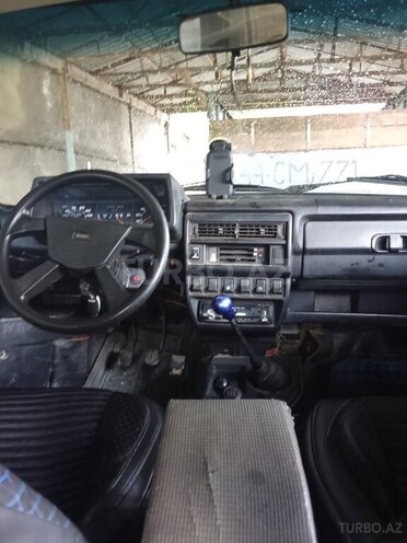 LADA (VAZ) Niva-3