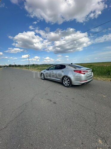 Kia Optima-5